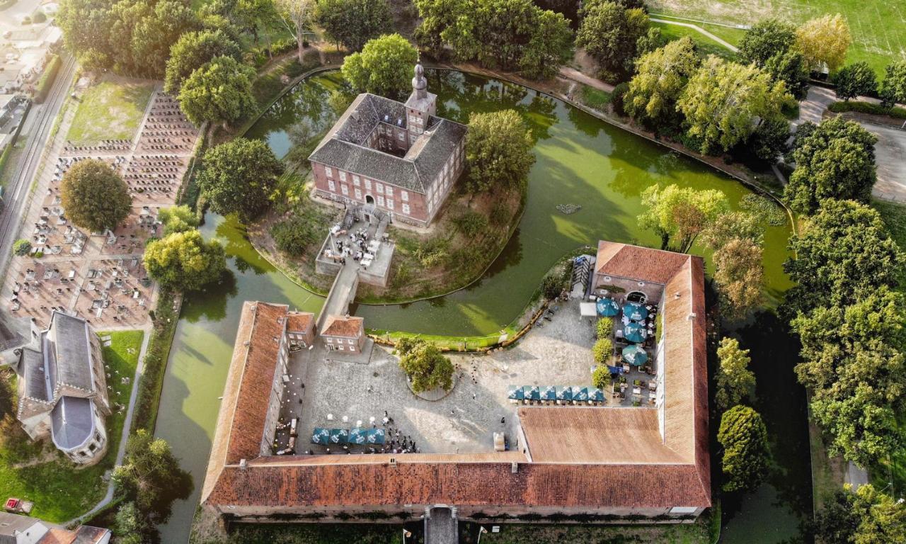 Landgoed Kasteel Limbricht Bed & Breakfast Exterior photo