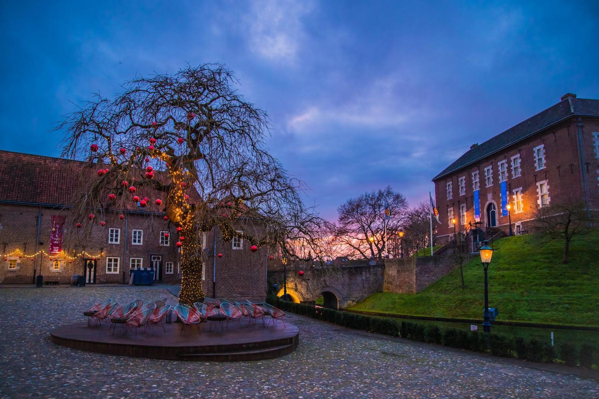 Landgoed Kasteel Limbricht Bed & Breakfast Exterior photo