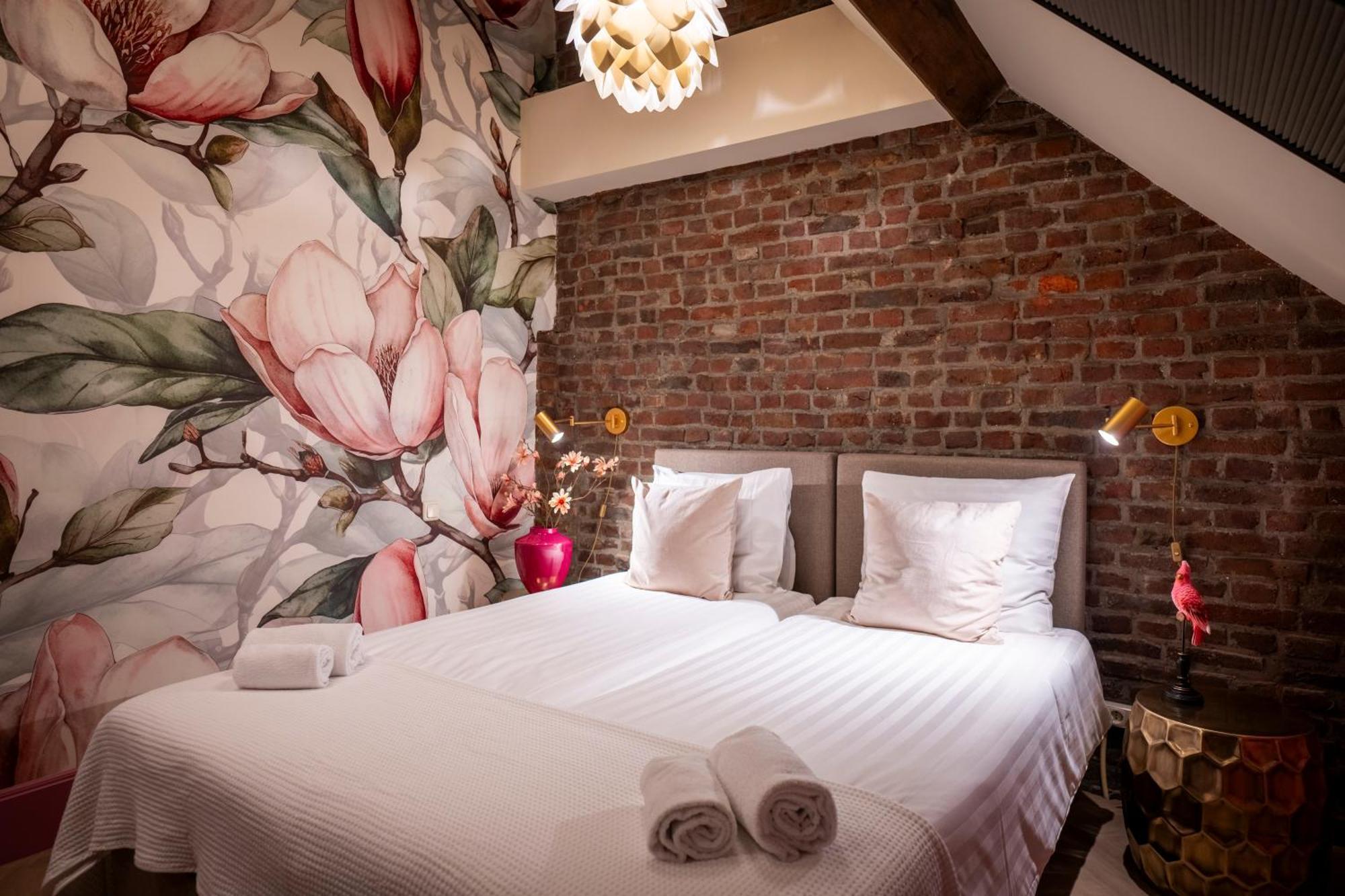 Landgoed Kasteel Limbricht Bed & Breakfast Exterior photo