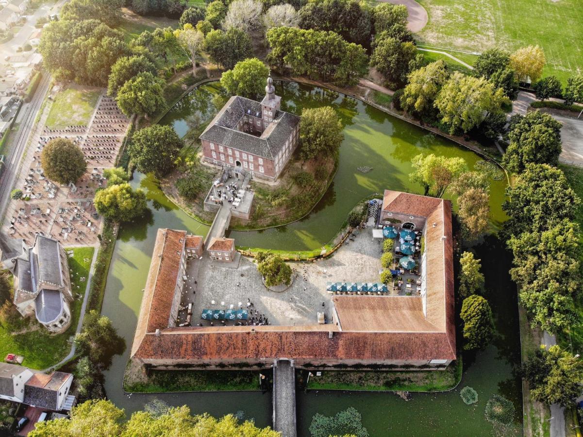 Landgoed Kasteel Limbricht Bed & Breakfast Exterior photo
